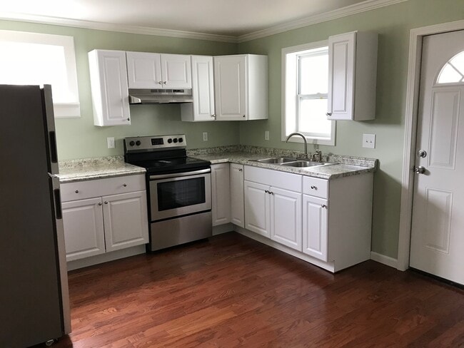 160 Sly Ave, Unit 102 in Corning, NY - Building Photo - Building Photo