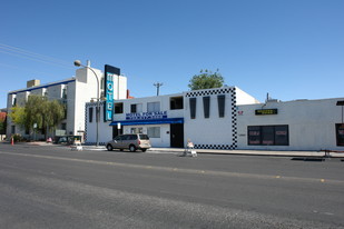 813 E Ogden Ave in Las Vegas, NV - Foto de edificio - Building Photo