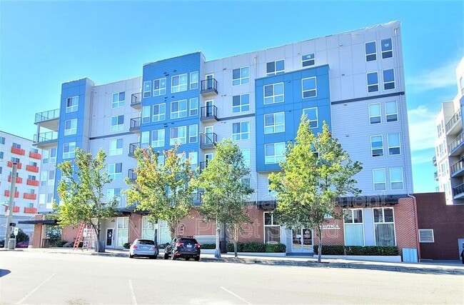 property at 2824 Grand Ave