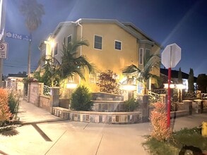 2721 W 82nd Pl in Inglewood, CA - Building Photo - Building Photo