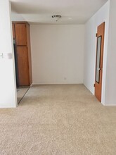 1425 E 1st St in Long Beach, CA - Building Photo - Building Photo