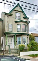 486 21st Ave in Paterson, NJ - Building Photo