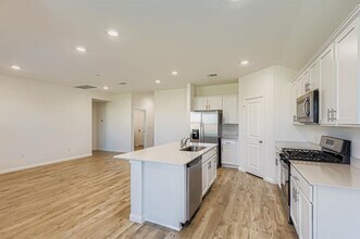 1917 Marlin Spike Dr in Leander, TX - Building Photo - Building Photo
