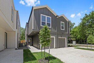 13511 Axel Ln in Houston, TX - Building Photo