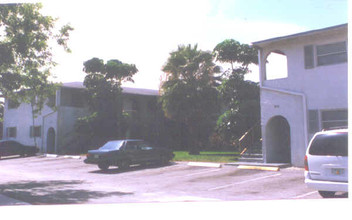 Prospect Villas in Fort Lauderdale, FL - Building Photo - Building Photo