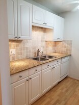 8450 112th St N, Unit 105 in Seminole, FL - Building Photo