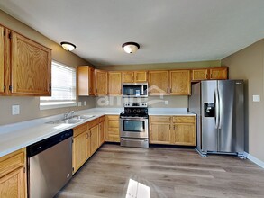 5822 Southern Springs Ln in Indianapolis, IN - Building Photo - Building Photo
