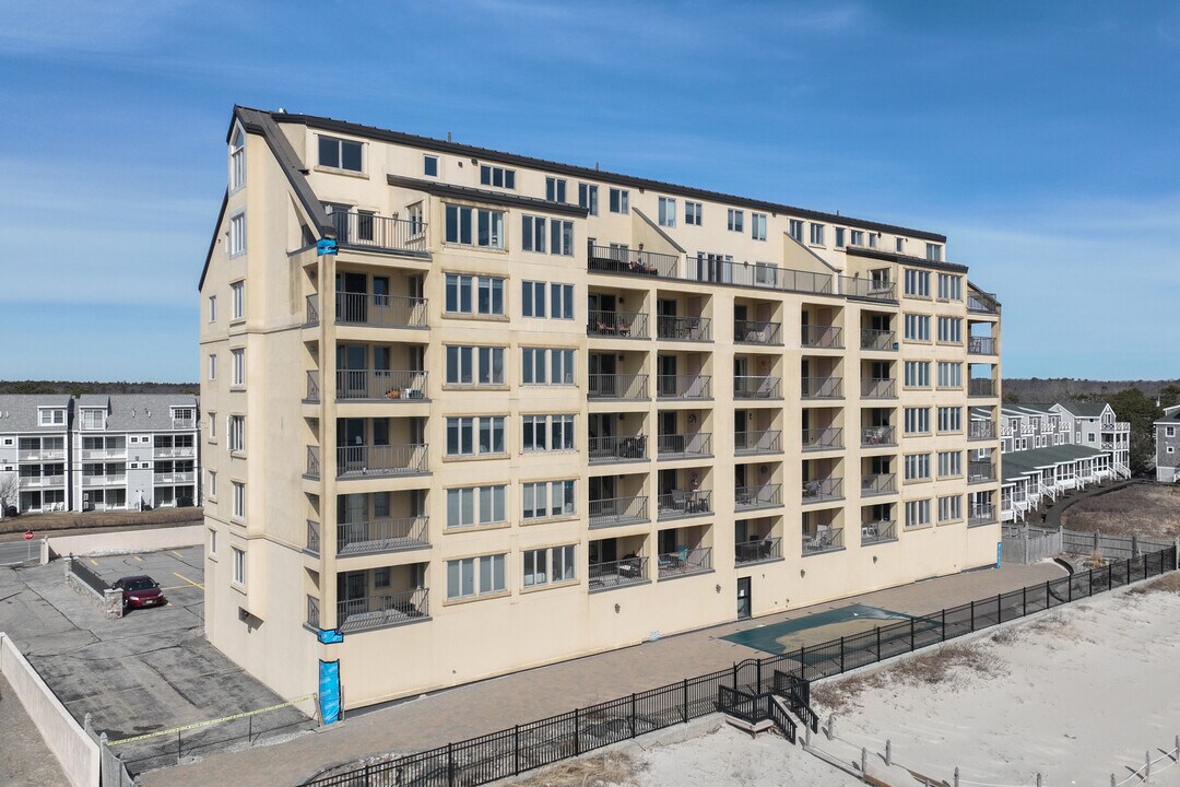 Sunspray in Old Orchard Beach, ME - Building Photo