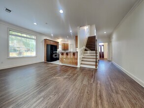 1015 Warwick Pl in Southaven, MS - Foto de edificio - Building Photo