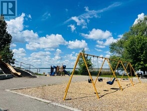 212 Ways Bay Dr in Georgina, ON - Building Photo - Building Photo