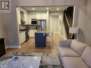 13 Eberhardt Dr in Wasaga Beach, ON - Building Photo - Building Photo
