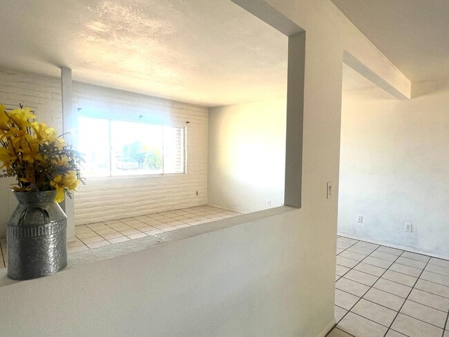 2328 W Las Lomitas in Tucson, AZ - Building Photo - Building Photo