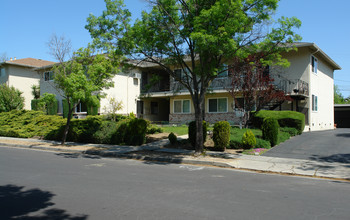 167 Towne Ter in Los Gatos, CA - Building Photo - Building Photo