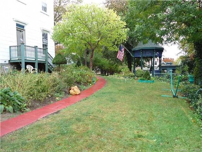40 Franklin St-Unit -9 in New London, CT - Foto de edificio - Building Photo