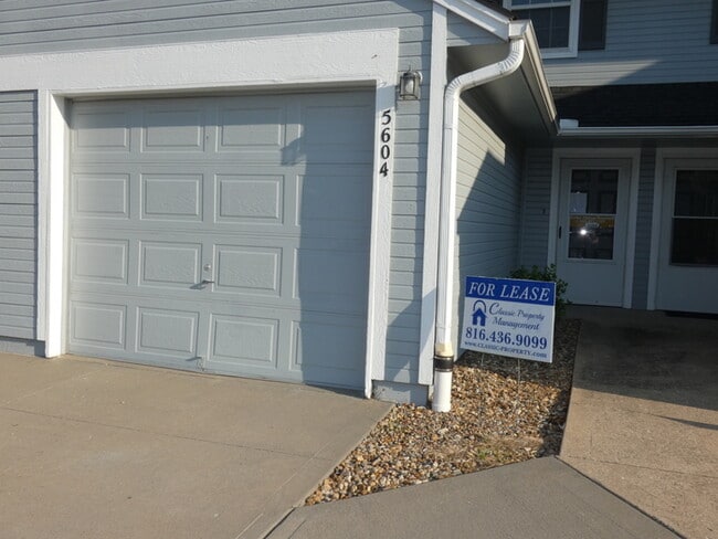 5604 NW 66th Terrace in Kansas City, MO - Building Photo - Building Photo
