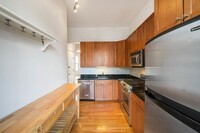 167 W Springfield St, Unit 2 in Boston, MA - Building Photo - Building Photo