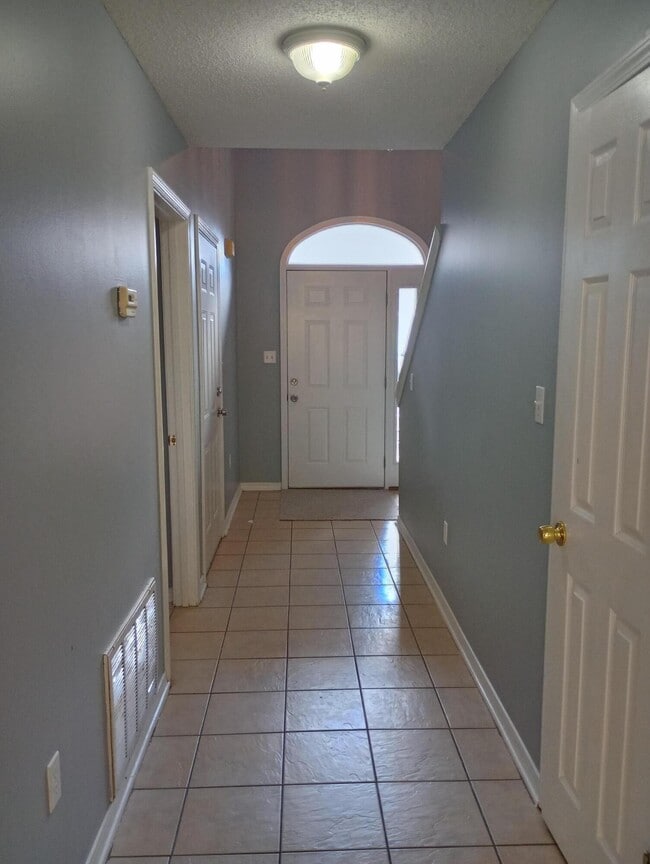 129 Noblat Dr in Mary Esther, FL - Building Photo - Building Photo