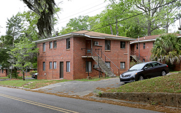 University Apartments in Tallahassee, FL - Building Photo - Building Photo