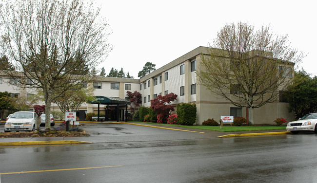 The Shorewood Retirement Residences 55+ in Florence, OR - Building Photo - Building Photo