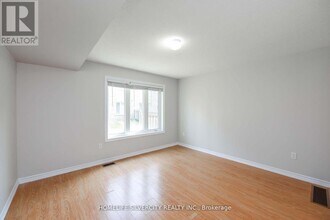 7 Miami Grove in Brampton, ON - Building Photo - Building Photo