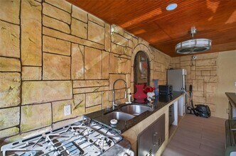 2431 SW 127th Ave in Miami, FL - Building Photo - Building Photo