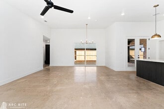 4527 22nd Pl in Lubbock, TX - Building Photo - Building Photo