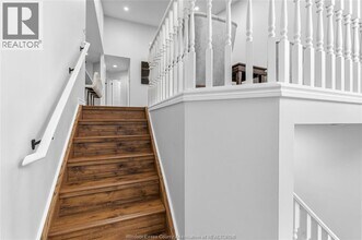 1022 Lexington Cir in Windsor, ON - Building Photo - Building Photo