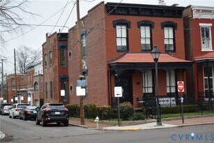 422 W Clay St in Richmond, VA - Building Photo