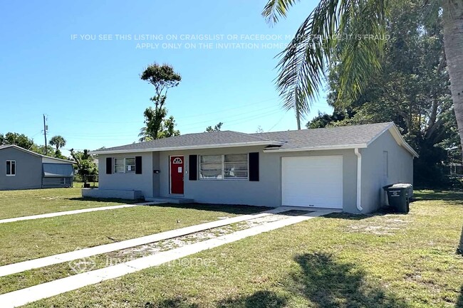 722 W Ilex Dr in West Palm Beach, FL - Building Photo - Building Photo