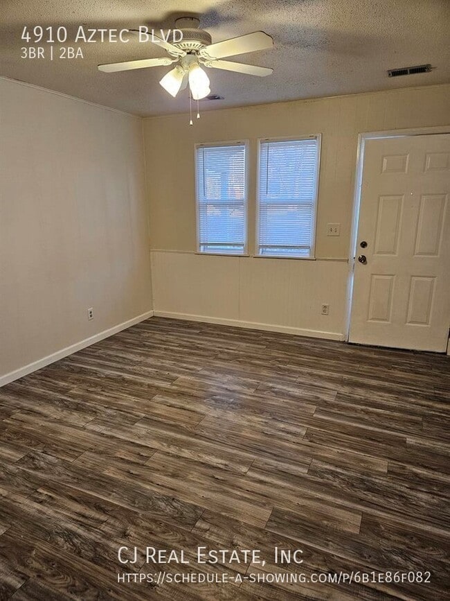 4910 Aztec Blvd in Columbia, MO - Building Photo - Building Photo