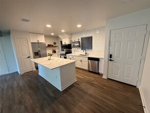 4111 Beran Dr in Houston, TX - Building Photo - Building Photo