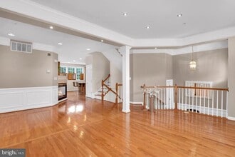 1128 Keokuk Terrace NE in Leesburg, VA - Building Photo - Building Photo