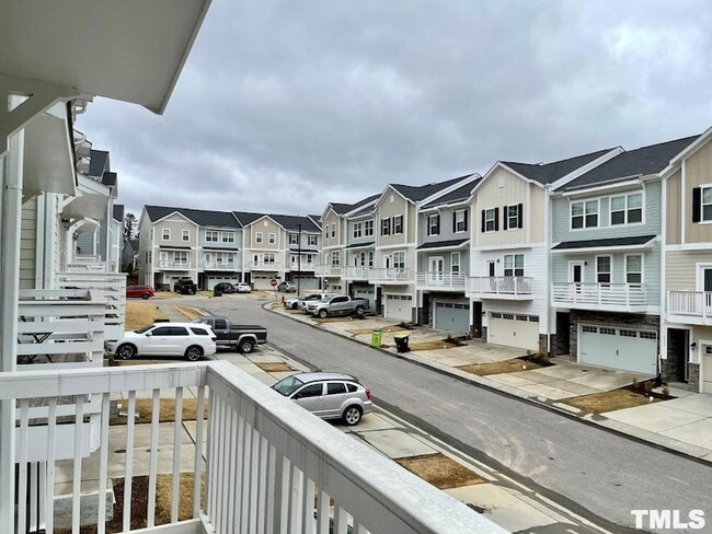 1116 Finch Ct in Apex, NC - Foto de edificio - Building Photo