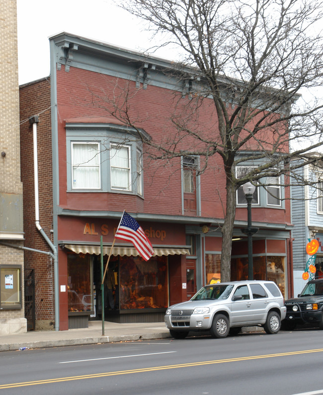 49-53 E Main St in Bloomsburg, PA - Building Photo - Building Photo