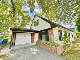 6 Spindletop Ln in Willingboro, NJ - Building Photo