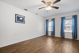 1319 E 53rd St in Savannah, GA - Foto de edificio - Building Photo