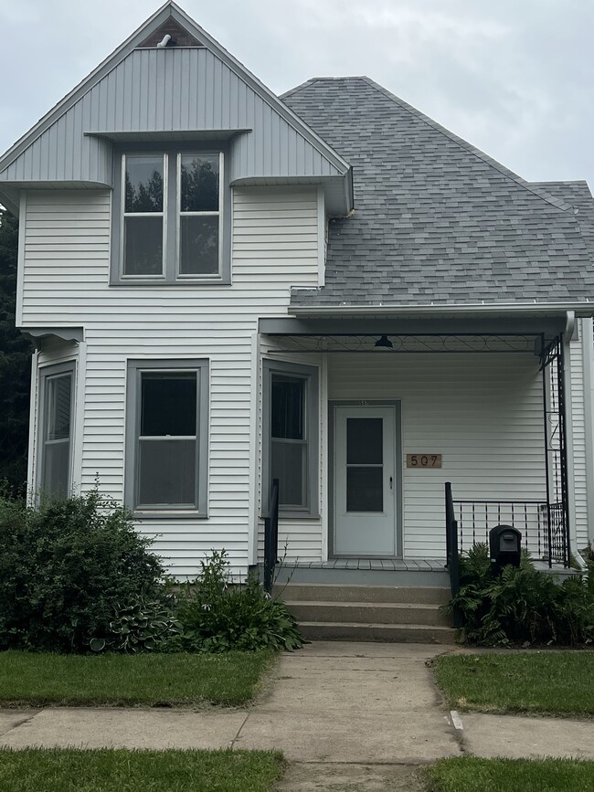 property at 507 Center Ave