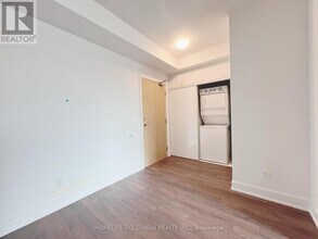 1350 Ellesmere Rd in Toronto, ON - Building Photo - Building Photo