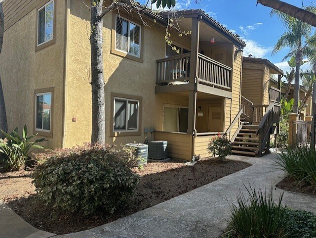 1975 Avenida del Mexico, Unit 119 in San Diego, CA - Foto de edificio