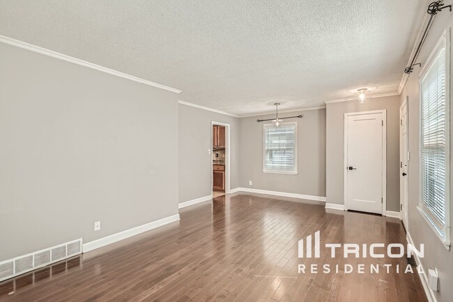 6821 Thomas Ave S in Minneapolis, MN - Building Photo - Building Photo