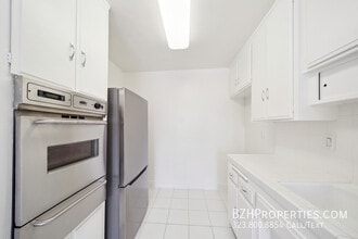 954 Croft Ave in Los Angeles, CA - Building Photo - Building Photo