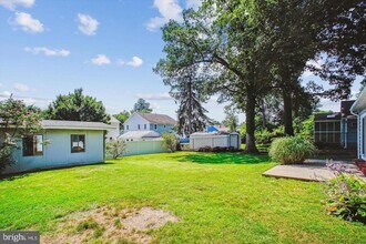 3135 Manor Rd in Falls Church, VA - Building Photo - Building Photo
