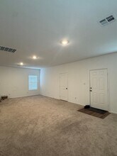 184 Agate Clf Dr in Maxwell, TX - Building Photo - Building Photo