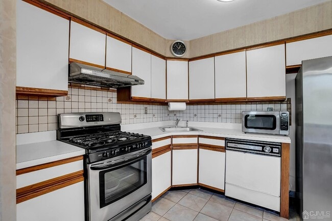 163 Goldmine Ln in Old Bridge, NJ - Building Photo - Building Photo