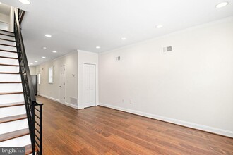 1917 S Lambert St in Philadelphia, PA - Building Photo - Building Photo