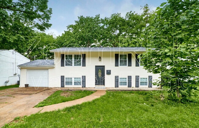 18 Apache Trail in Fenton, MO - Building Photo - Building Photo