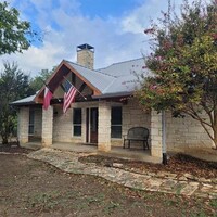 620 Higgins Rd in Waxahachie, TX - Building Photo - Building Photo