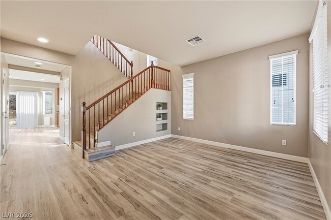 7017 Whipple Manor St