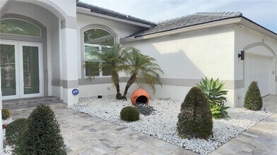 3763 Oak Ridge Cir in Weston, FL - Foto de edificio - Building Photo