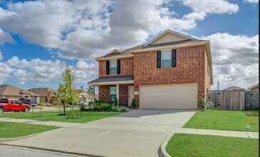 4226 Iris Jade Dr in Baytown, TX - Building Photo - Building Photo